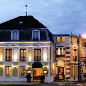 Châteaux et Demeures Hôtels Le Cheval Noir